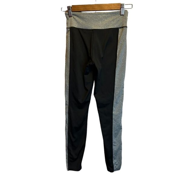 5 for $25🔥Cloud Chaser Black & Grey Leggings Small - Picture 2 of 5